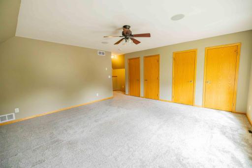608 Colodoro Lane, Eagle Lake, MN 56024