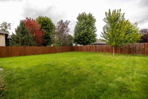 608 Colodoro Lane, Eagle Lake, MN 56024