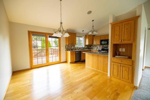 608 Colodoro Lane, Eagle Lake, MN 56024