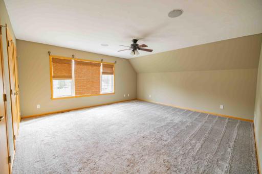 608 Colodoro Lane, Eagle Lake, MN 56024