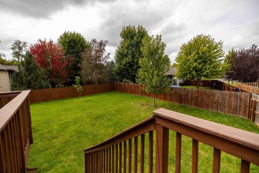 608 Colodoro Lane, Eagle Lake, MN 56024