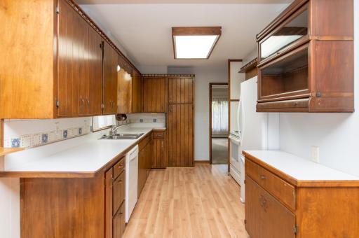 2724 France Avenue N, Robbinsdale, MN 55422