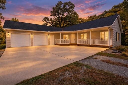 33850 98th Street, Waseca, MN 56093