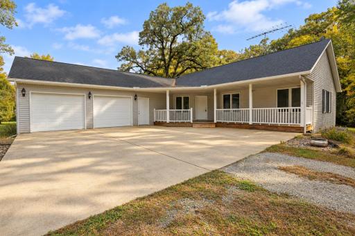 33850 98th Street, Waseca, MN 56093