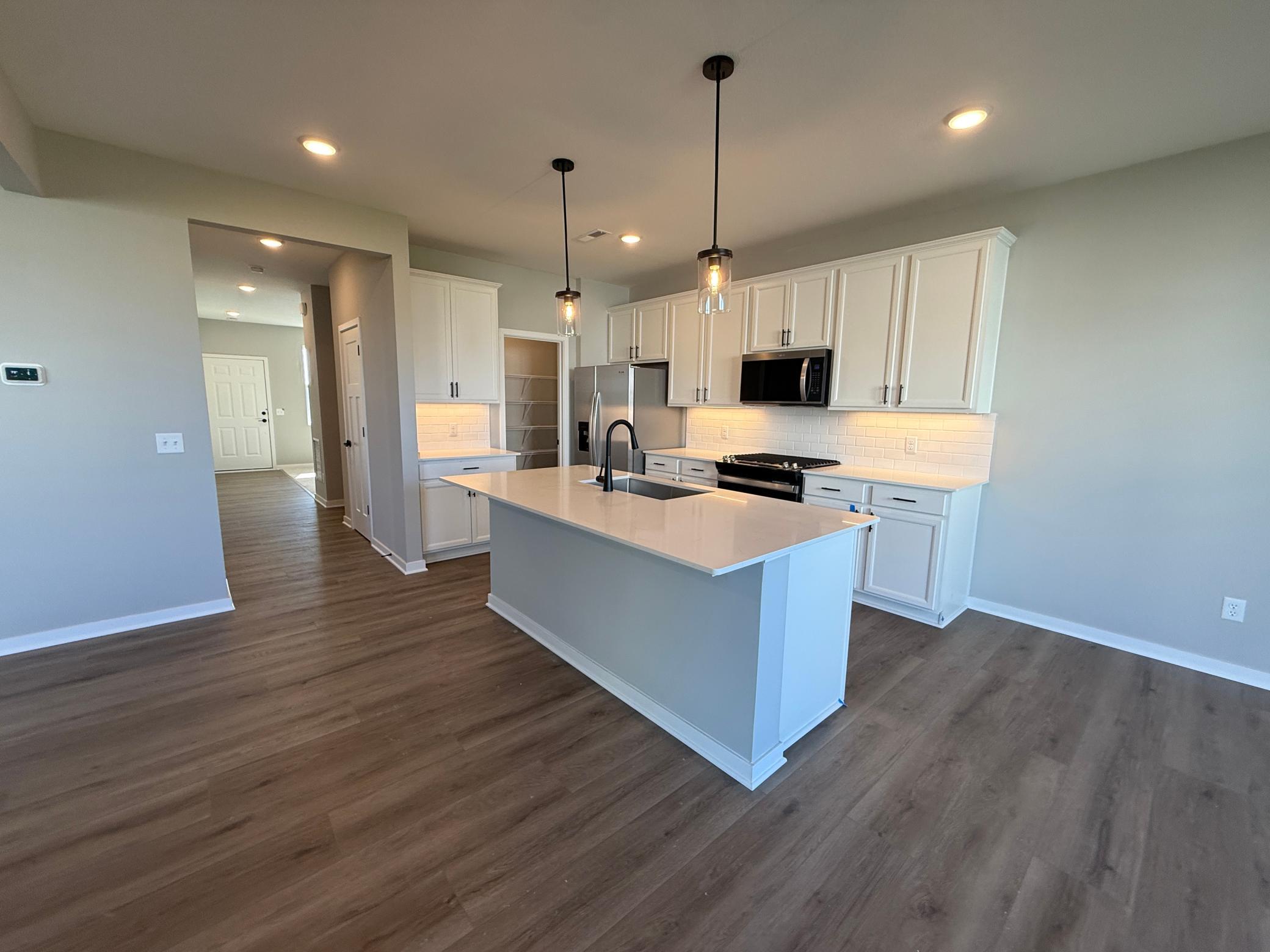 15165 Amber Fields Boulevard, Rosemount, MN 55068