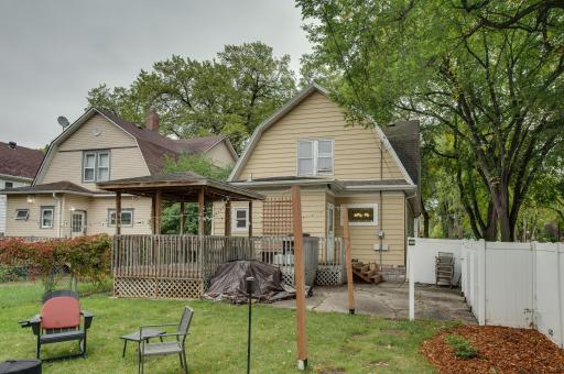 921 10th Street S, Fargo, ND 58103