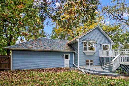 2365 Hillwood Dr-25.jpg