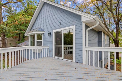 2365 Hillwood Dr-27.jpg