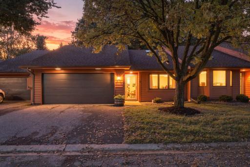 10711 53rd Avenue N, Plymouth, MN 55442