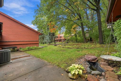 10711 53rd Avenue N, Plymouth, MN 55442