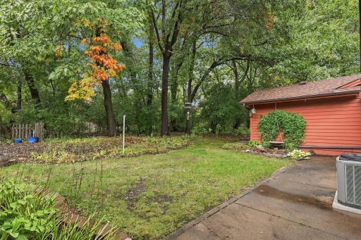 10711 53rd Avenue N, Plymouth, MN 55442