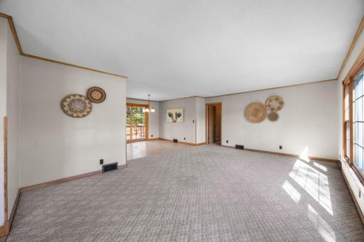 582 Business 23 W, Paynesville, MN 56362