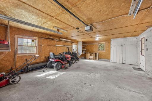 582 Business 23 W, Paynesville, MN 56362