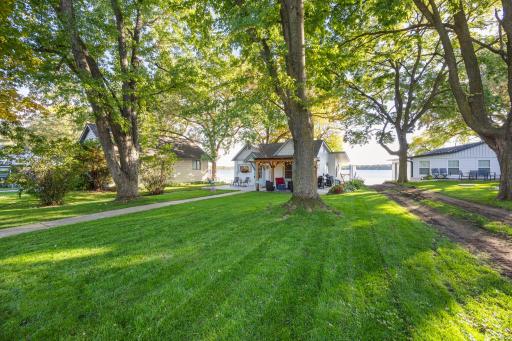 9065 Ingram Avenue NW, Annandale, MN 55302