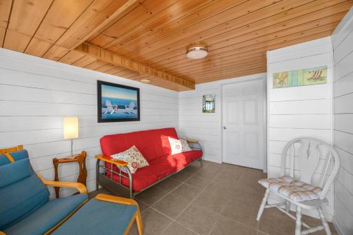 9065 Ingram Avenue NW, Annandale, MN 55302