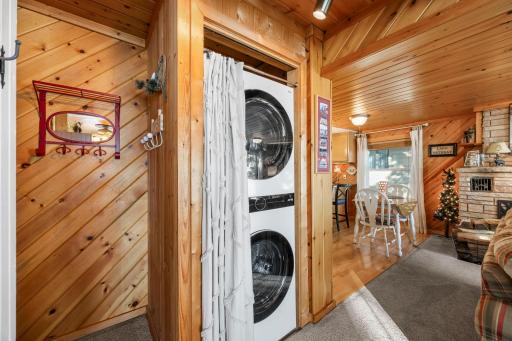 9065 Ingram Avenue NW, Annandale, MN 55302