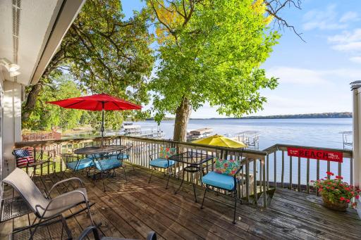 9065 Ingram Avenue NW, Annandale, MN 55302