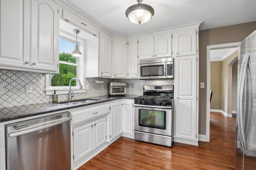 4325 Zane Avenue N, Crystal, MN 55422