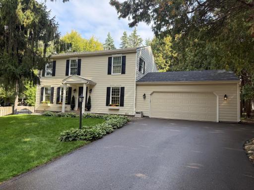 7829 Somerset Circle, Woodbury, MN 55125