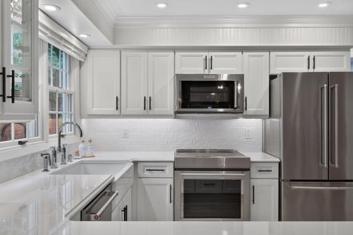 7829 Somerset Circle, Woodbury, MN 55125