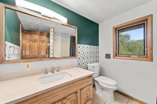 4423 Fawn Lake Drive NE, East Bethel, MN 55005