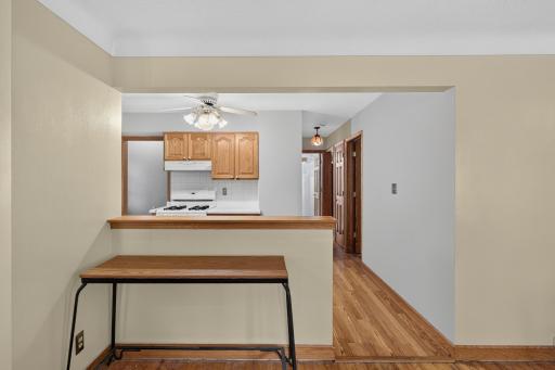 1837 Hawthorne Avenue E, Saint Paul, MN 55119