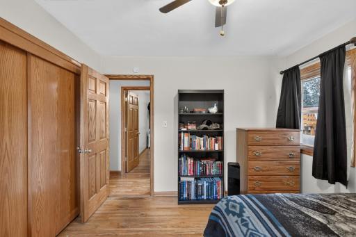 1837 Hawthorne Avenue E, Saint Paul, MN 55119
