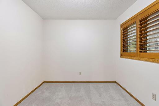 8711 Goldenrod Lane N, Maple Grove, MN 55369