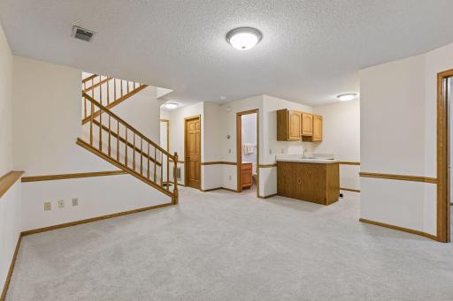8711 Goldenrod Lane N, Maple Grove, MN 55369