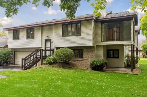 8711 Goldenrod Lane N, Maple Grove, MN 55369