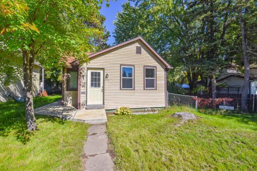 1115 Rosewood Street, Brainerd, MN 56401