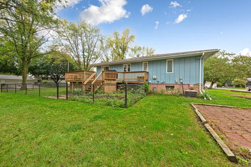 307 8th Avenue SE, Mapleton, MN 56065