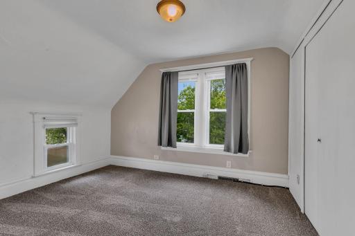 832 15th Avenue S, Saint Cloud, MN 56301