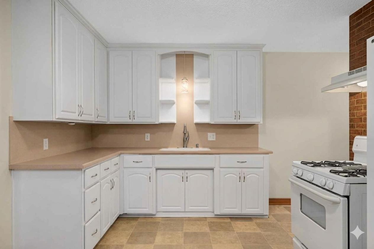 5636 Kitchen