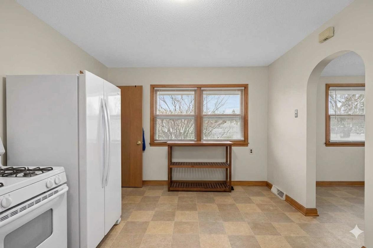 5636 Kitchen