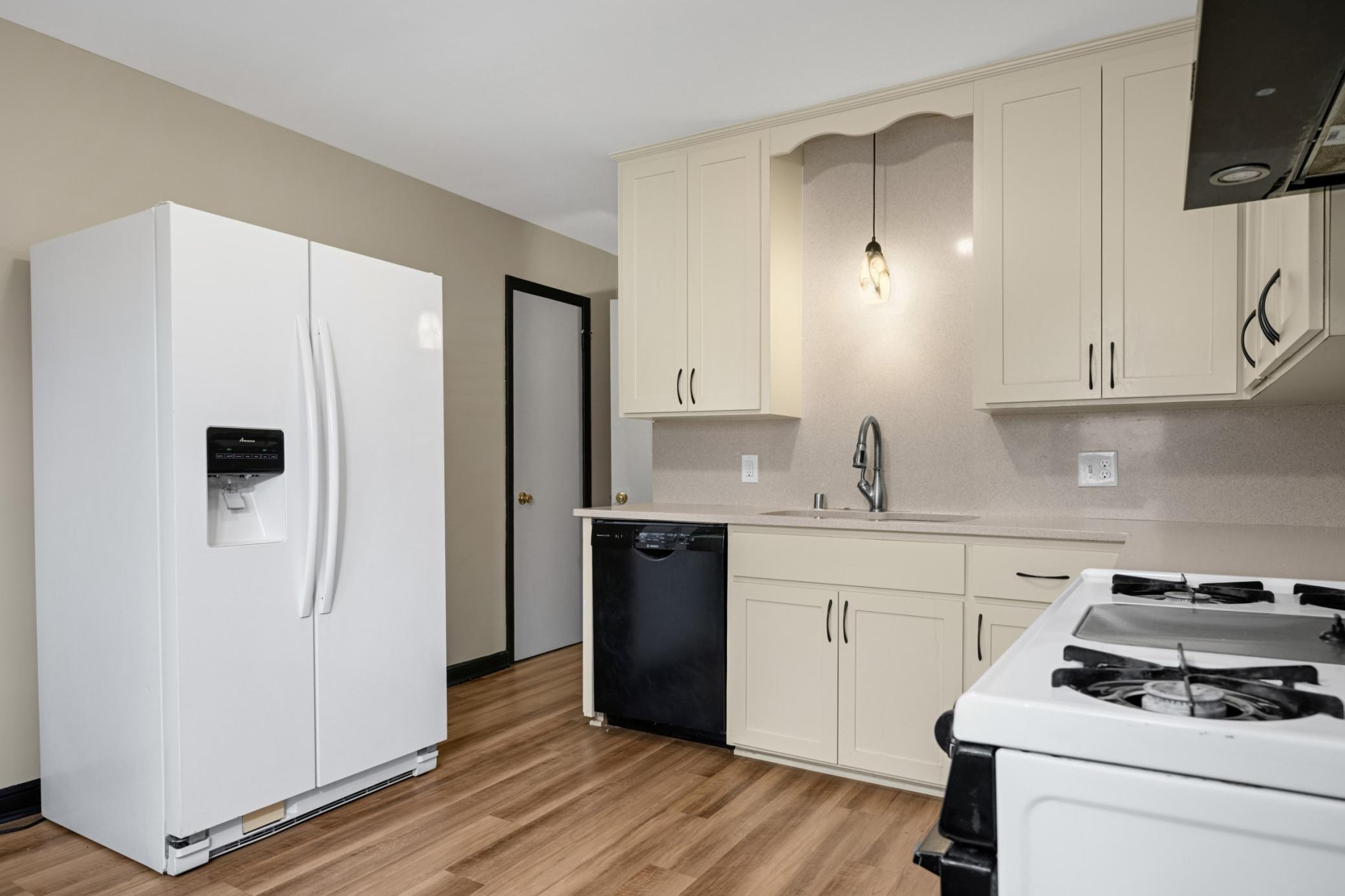 5638 kitchen