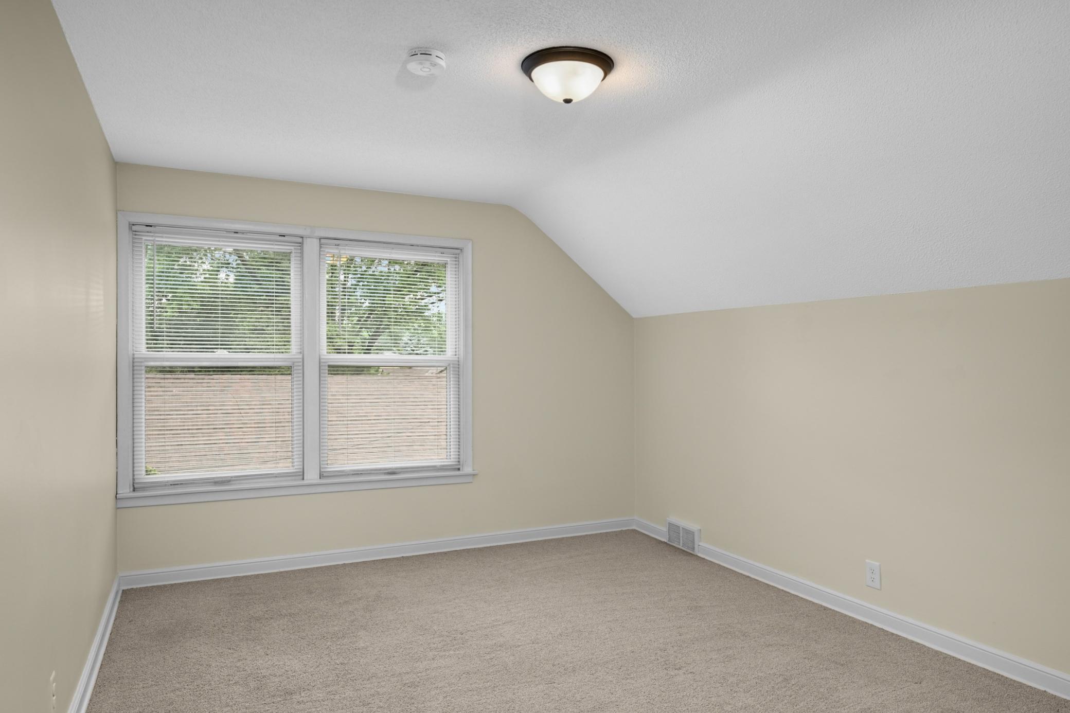 5638 upper level bedroom