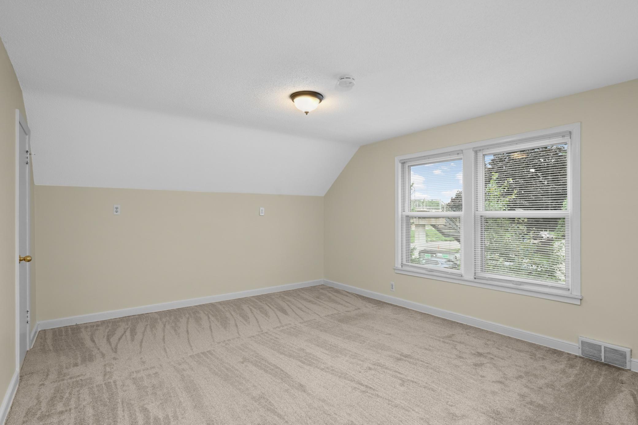 5638 upper level bedroom