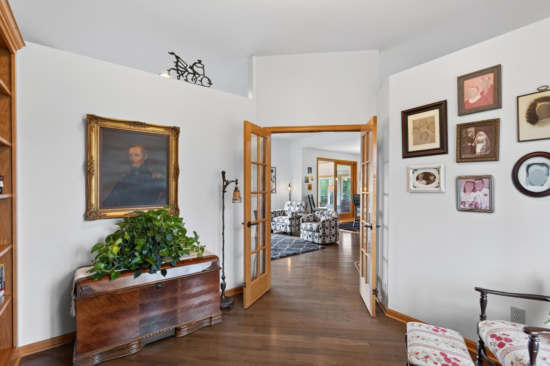 26_4915_200th12 (1)_mls.jpg