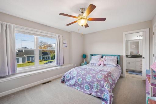 10580 Three Oaks Lane, Champlin, MN 55316