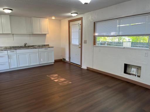 1653 Langley Avenue, Windom, MN 56101