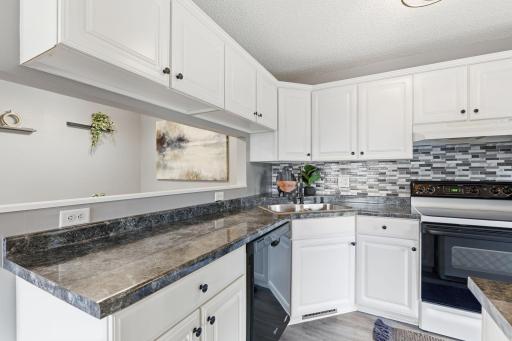 7695 Wedgewood Court N, Maple Grove, MN 55311