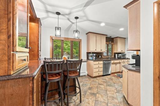 2831 Edgewood Drive N, Fargo, ND 58102