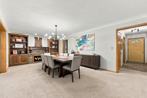 2831 Edgewood Drive N, Fargo, ND 58102