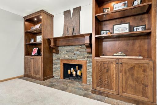 2831 Edgewood Drive N, Fargo, ND 58102