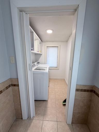 929 Barclay Street, Saint Paul, MN 55106
