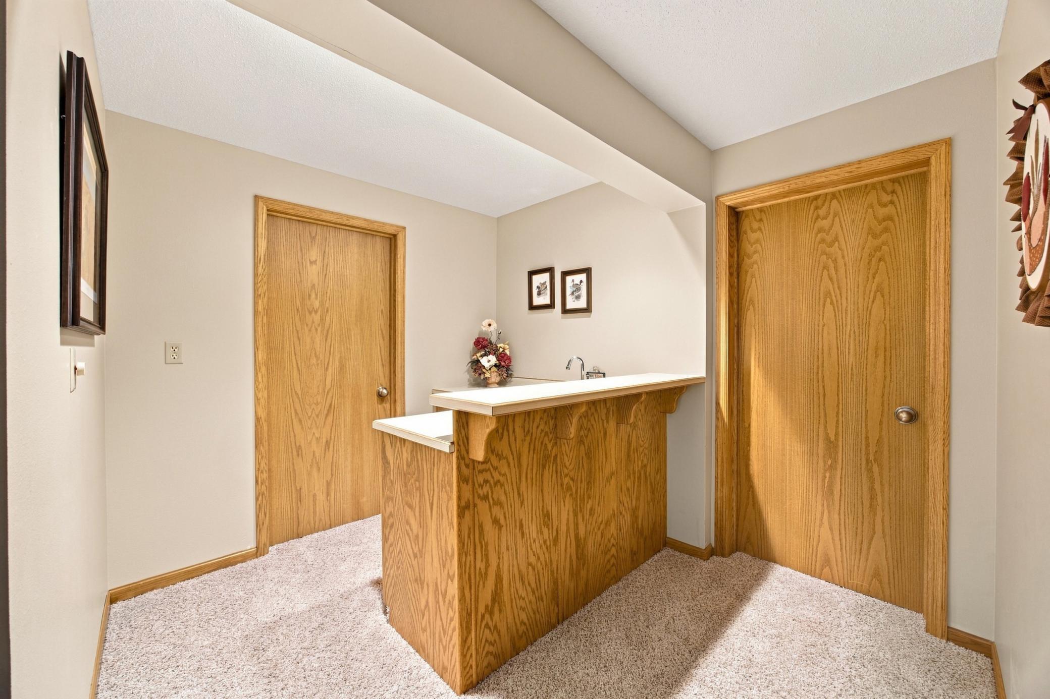 Family Room Wet Bar