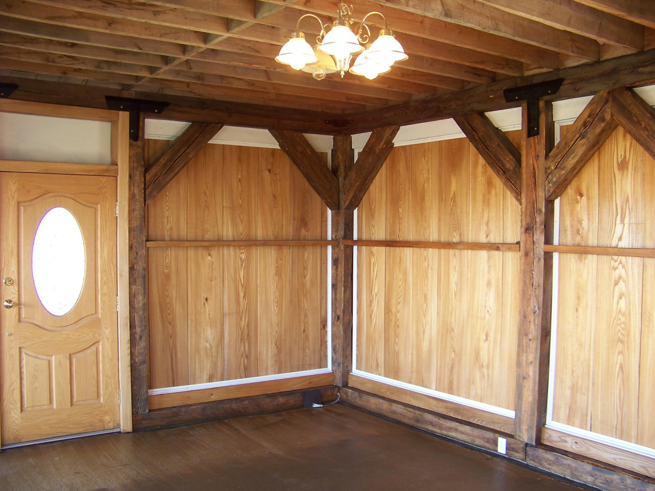 Living room 1.JPG