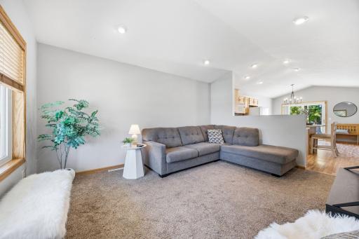 460 Minnesota Street NW, Hutchinson, MN 55350