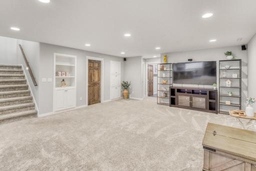 5888 26th Street S, Fargo, ND 58104